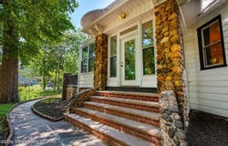 150 Douglas Road, Staten Island, NY 10304