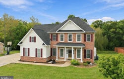 674 DELLINGER Drive, STRASBURG, VA 22657