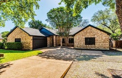 107 Copperleaf Rd, Lakeway, TX 78734
