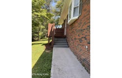 105 Nelson St, Harrogate, TN 37752