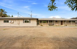 5308 E Mount Whitney Avenue, Laton, CA 93242