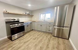 43 S Main St, Acushnet, MA 02743
