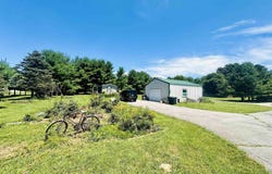 29 Glory Lane, Bedford, IN 47421