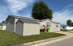 58331 Meadow Creek Blvd, New Haven, MI 48048