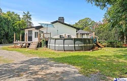 1238 Manorway Dr, Florence, SC 29501