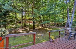 16 Doe Run, Lake Harmony, PA 18624