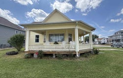 503 S Clinton Street, Albia, IA 52531