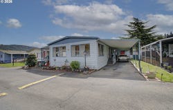 2424 NIGHTINGALE Ln, Kelso, WA 98626