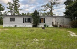 104 Oakland Dr, Kingstree, SC 29556