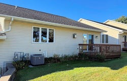 1559 N Dewey Avenue, Reedsburg, WI 53959