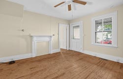 703 6th St, Marietta, OH 45750