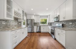 2010 Paddock Lane, Wheaton, IL 60187