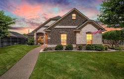804 Gallant Fox, Hewitt, TX 76643