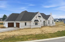 470 E Basalt Drive, Huntertown, IN 46748