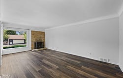 306 Ridge Road, Grosse Pointe Farms, MI 48236