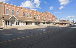 107 S Franklin St, Manchester, IA 52057