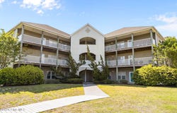 200 Lighthouse Lane, Cedar Point, NC 28584