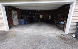 729 Hemlock Road, Waymart, PA 18472