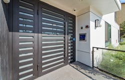 7510 Sepulveda Boulevard, Van Nuys, CA 91405
