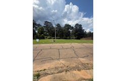 1915 Razorback Cir, Texarkana, AR 71854