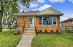 291 W Sauk Trail, South Chicago Heights, IL 60411
