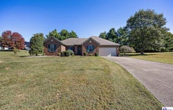 109 Union Circle, Hodgenville, KY 42748