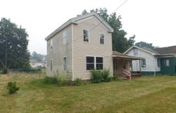 700 8th Street, Three Rivers, MI 49093
