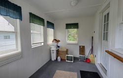 79 Middle Avenue, Mexico, ME 04257