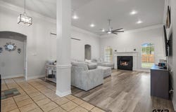 305 Bridgers Hill Rd, Longview, TX 75604