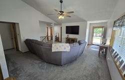 613 Springview Circle, Beatrice, NE 68310