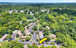 348 Crescent Spring Dr, Louisville, KY 40206