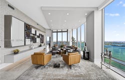 2900 NE 7th Ave, Miami, FL 33137