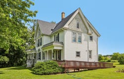 3226 Jackson Dr, Jackson, WI 53037