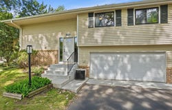 1273 Timbershore Lane, Eagan, MN 55123