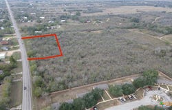 San Marcos Highway, Luling, TX 78648