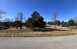 13 Cedar Lane, Willow Springs, MO 65793