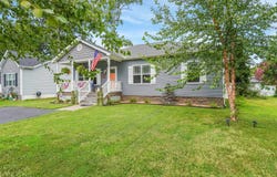 21 10th St, Colonial Beach, VA 22443