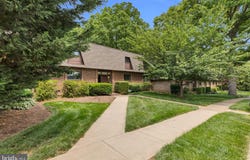 11620 VANTAGE HILL Road, RESTON, VA 20190