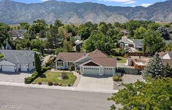 865 Longleaf Place, Minden, NV 89423
