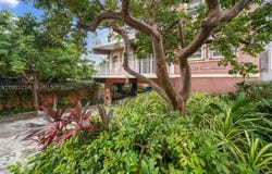 9008 Collins Ave, Surfside, FL 33154