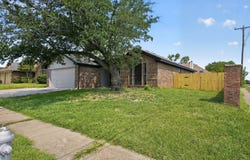 6057 Hillglen Drive, Watauga, TX 76148