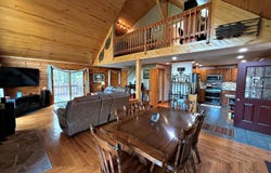 2161 Knob Dr, Slatyfork, WV 26291