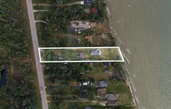 3770 N Lakeshore Road, Deckerville, MI 48427