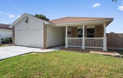 500 Mitchell Dr, Hutto, TX 78634