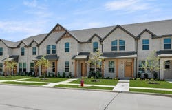 4504 Avion Drive, Sanger, TX 76266