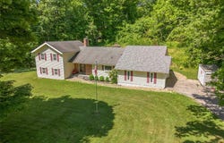 21 Straub Drive, Pleasant Valley, NY 12569