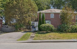 33 Meadow Way, Bath, ME 04530