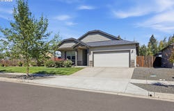 5775 DONOHOE Ave, Eugene, OR 97402