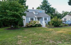 87 Berkshire Dr, Westfield, MA 01085