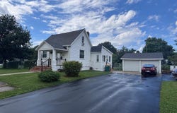 526 E Walnut Street, Greentown, IN 46936